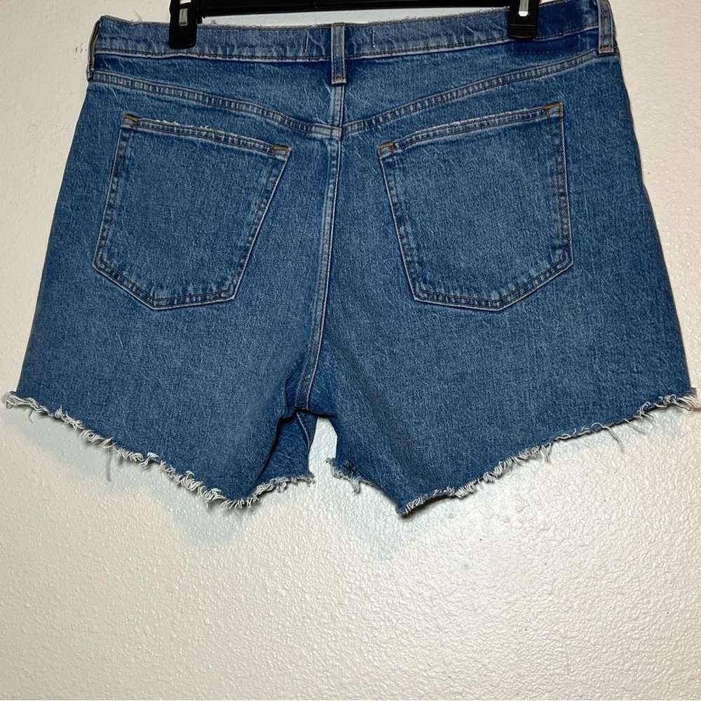 Abercrombie & Fitch The 90s Baggy Short 33/16 Low Rise Distressed Blue Denim
